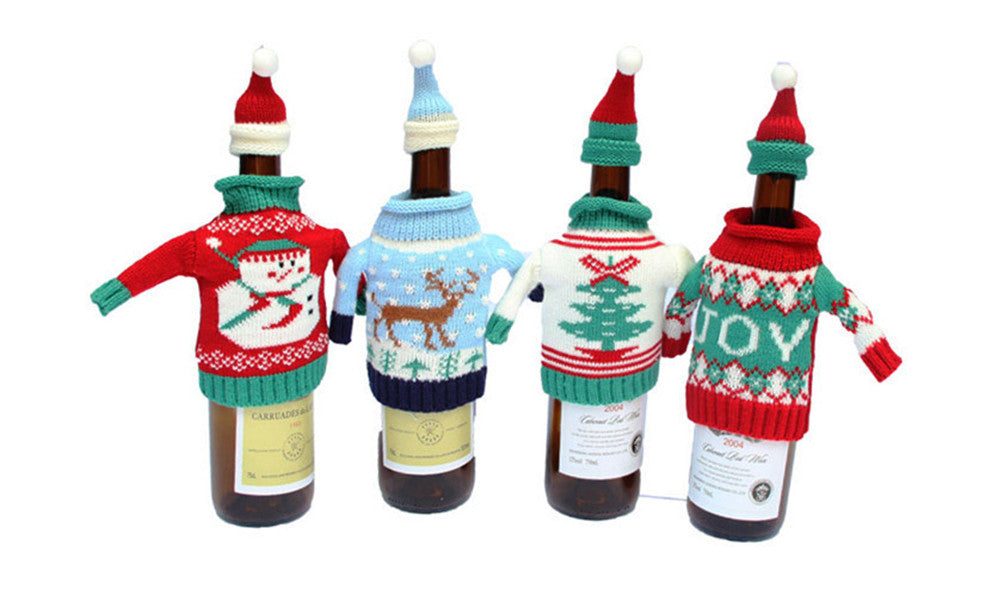 Christmas Jumper & Hat Wine/Spirit Bottle Cover