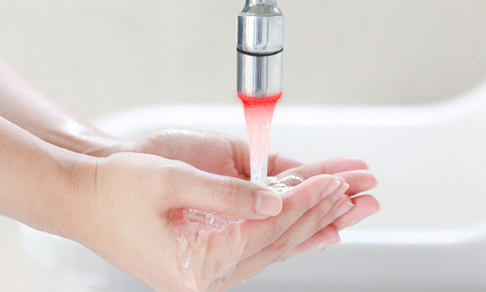 LED Water Faucet Stream Light Temperature Sensor 3 Colour Change Green Red Blue
