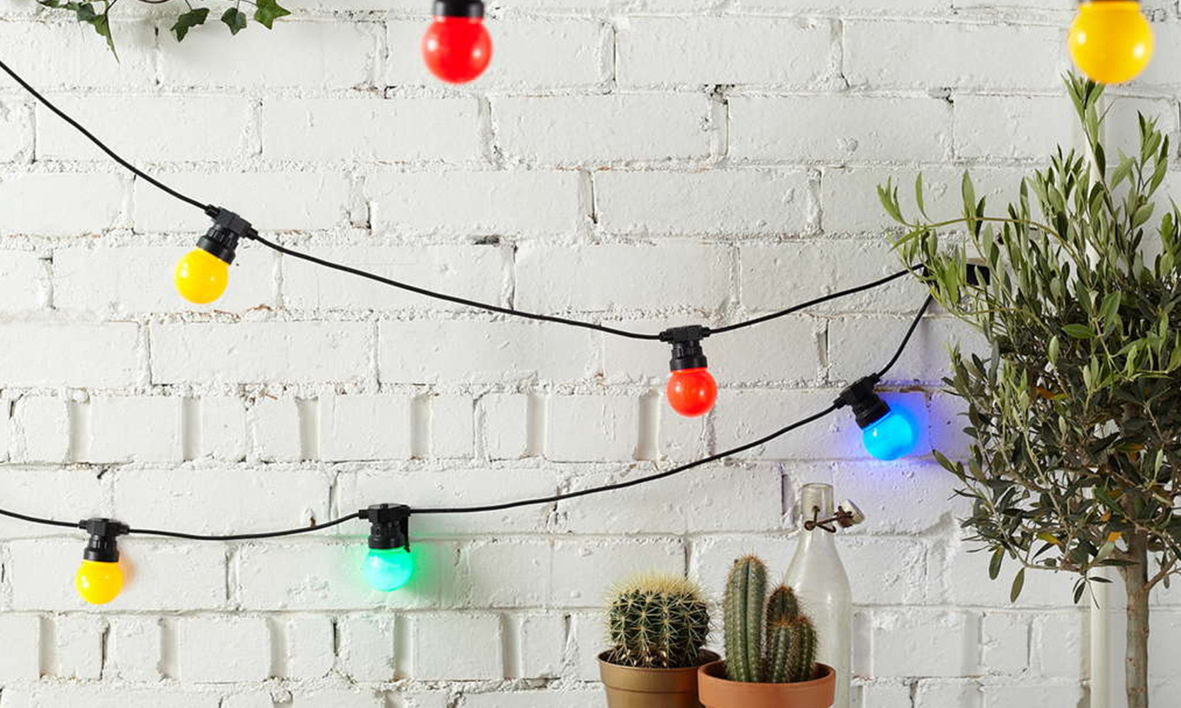 Solar Powered Outdoor Colour Festoon Retro Bulb String Lights