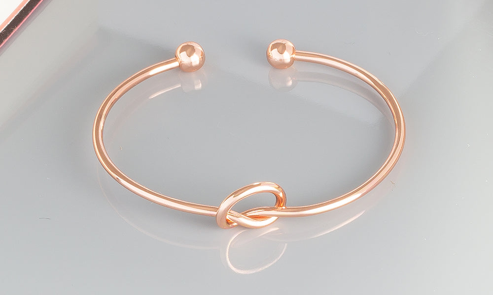 Sasha Morel - Knot Bangle