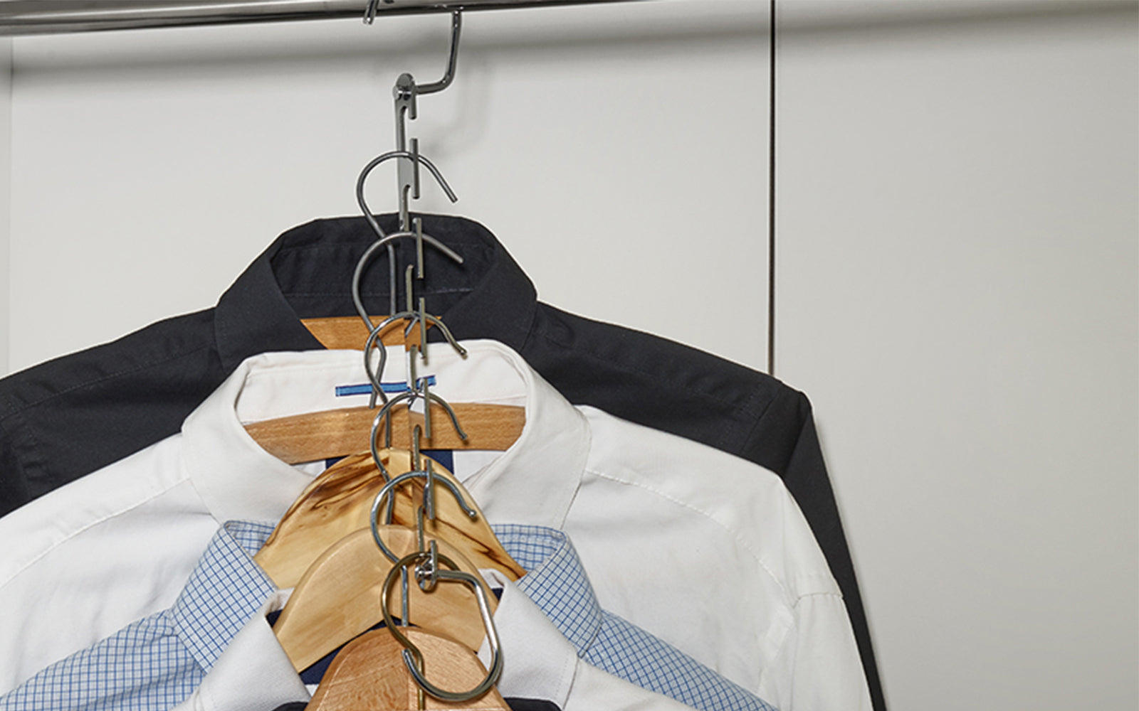 4 Pack Space Saving Steel Hangers