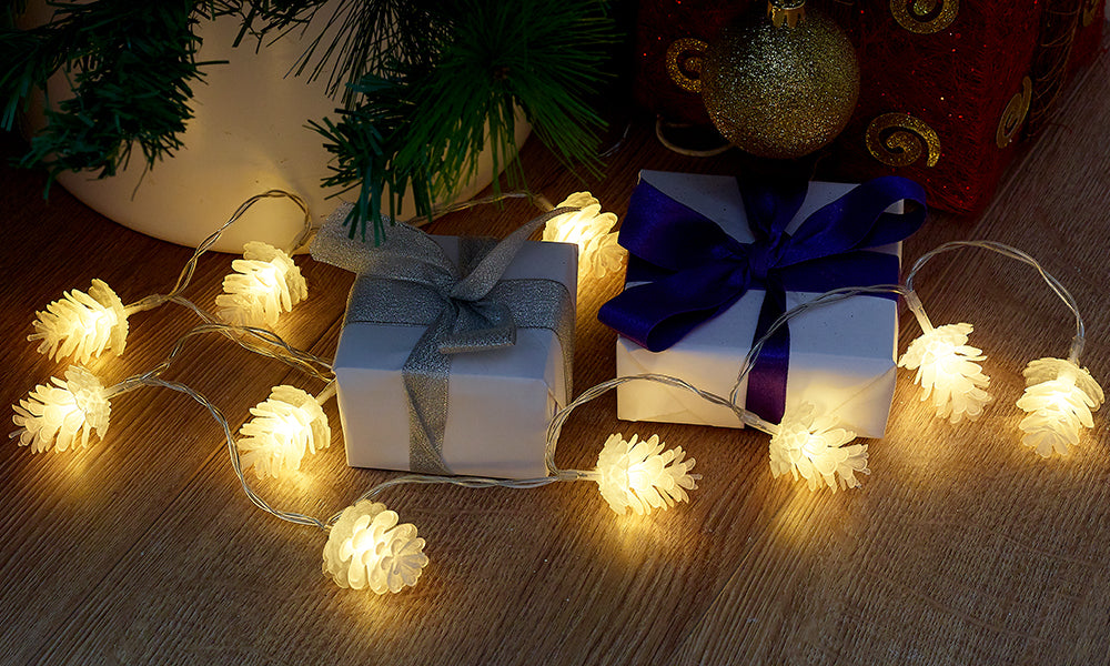GloBrite 10 LED Pine Cone Christmas Lights