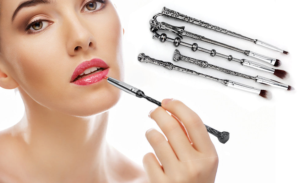 Magic Wand Make Up Brush Set