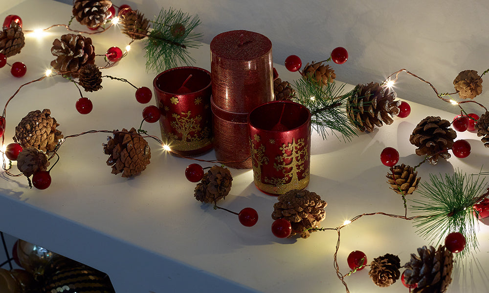 Globrite 20 LED Pine Cone Berry Lights