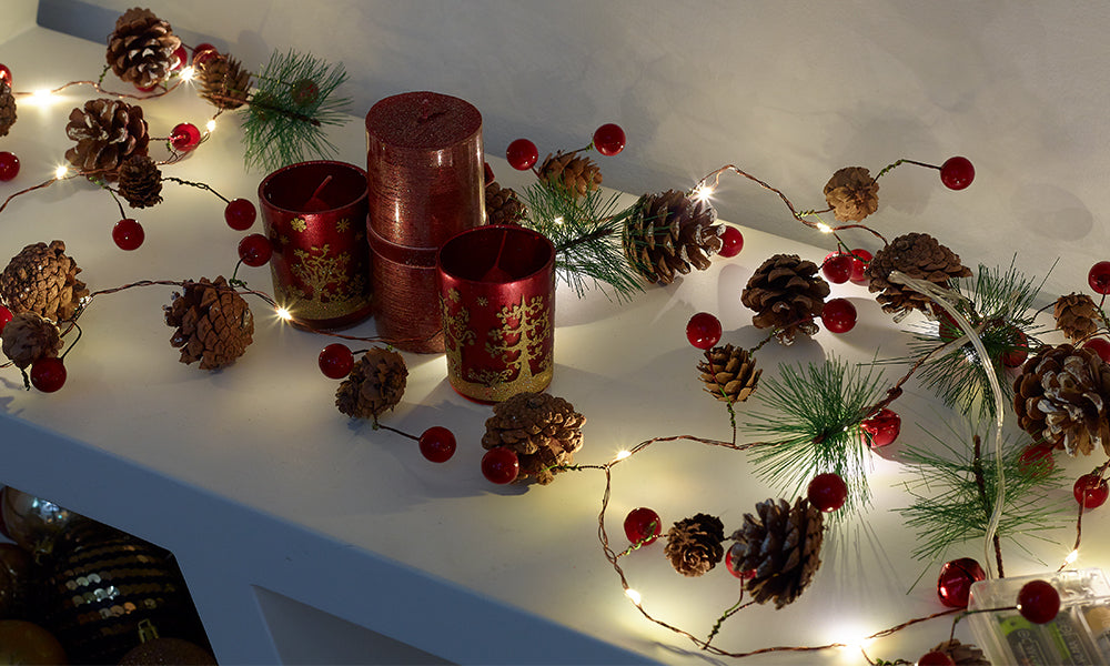 Globrite 20 LED Pine Cone Berry Lights