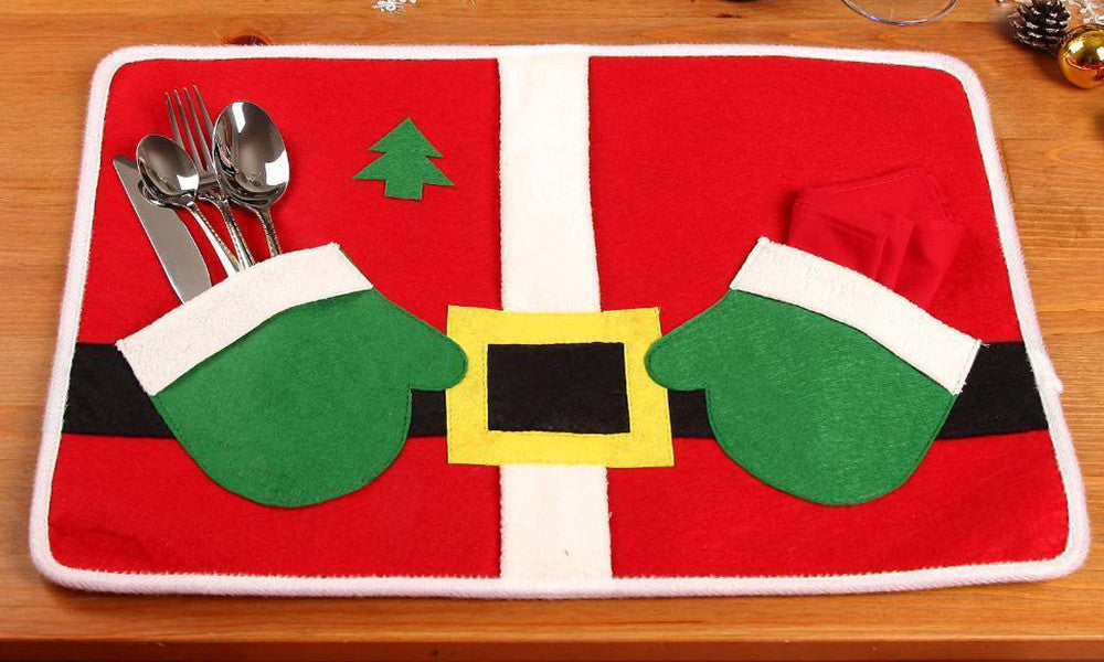 Santa Belt Place Mat with Cutlery Holding Sleeves